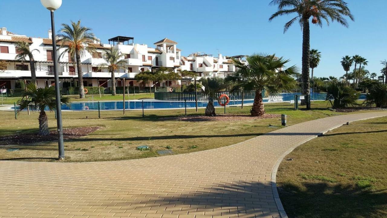 Jardines De Nuevo Vera - Magnifico Apartamento A Pie De Playa Exterior photo